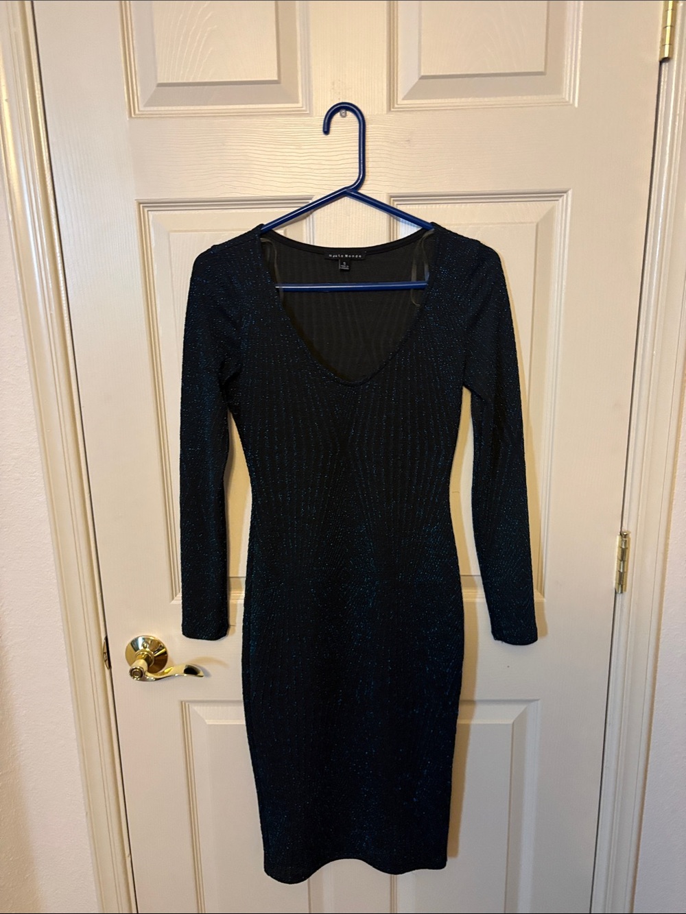 Haute Monde Black Sparkle Long Sleeve Bodycon Dress